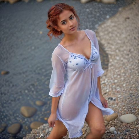 Elena, 21 ans