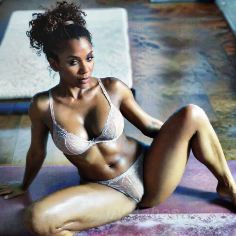 Syrine, 43 ans, cherche sa complice pour des nuits torrides et des rires complices !